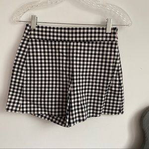 Gap Shorts 00